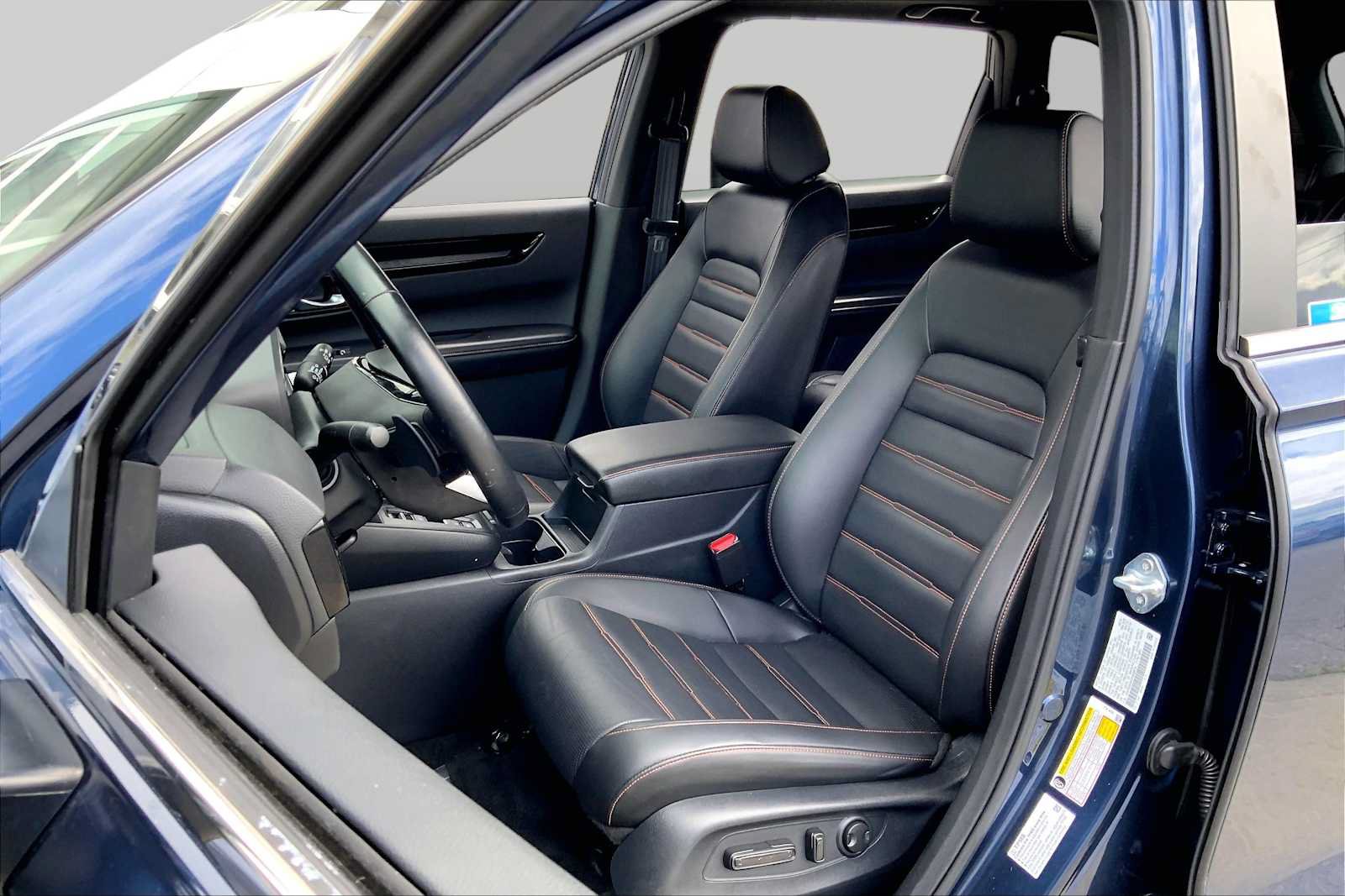 Used 2025 Honda CR-V Sport Touring image 9