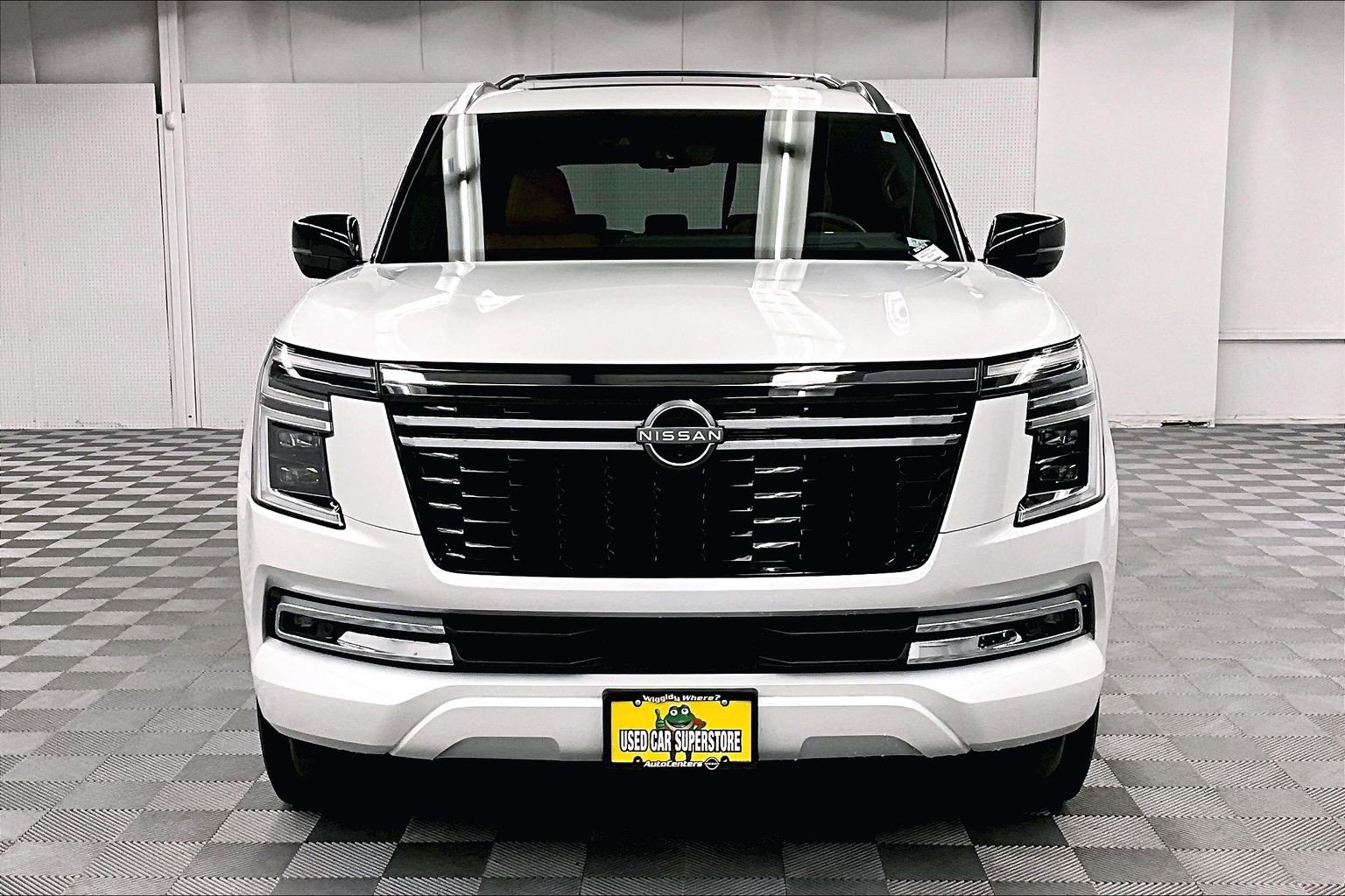 Used 2025 Nissan Armada Platinum Reserve AWD/4WD image 4