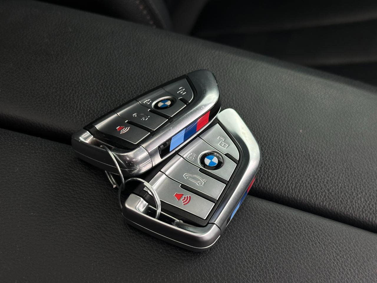 Used 2020 BMW X7 xDrive40i w/ M Sport Package AWD/4WD image 41