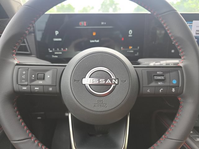 New 2026 Nissan Kicks SR AWD/4WD image 23
