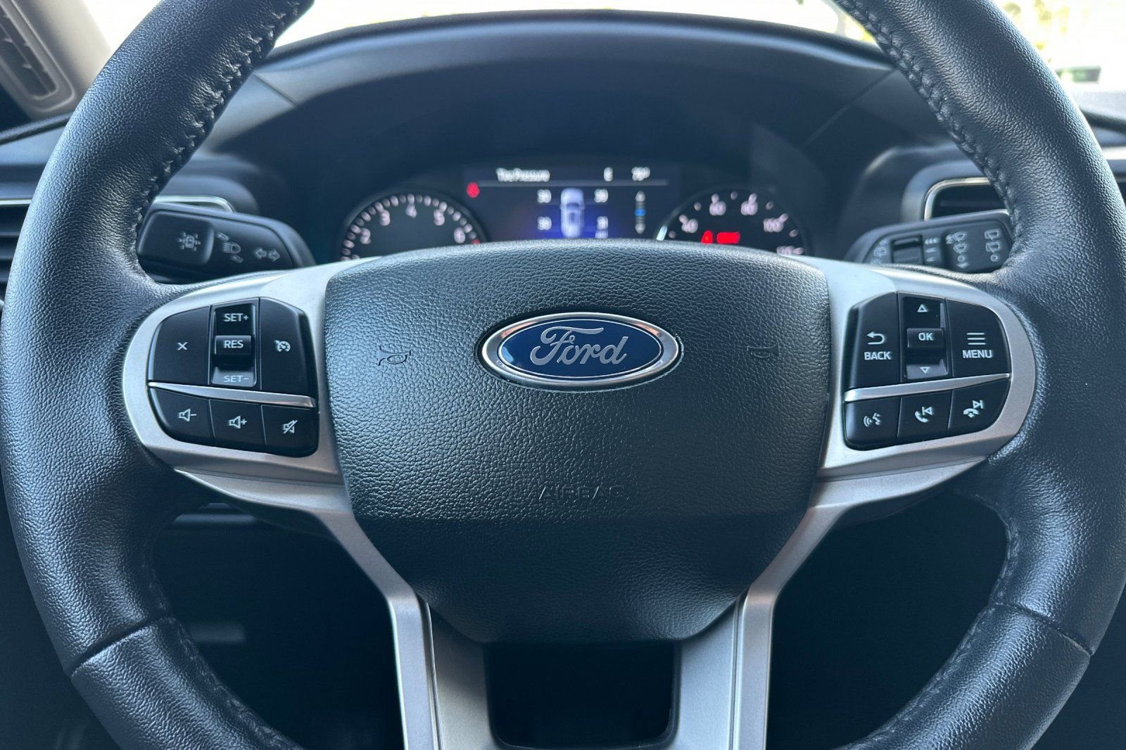 Used 2024 Ford Explorer XLT w/ Equipment Group 202A image 24