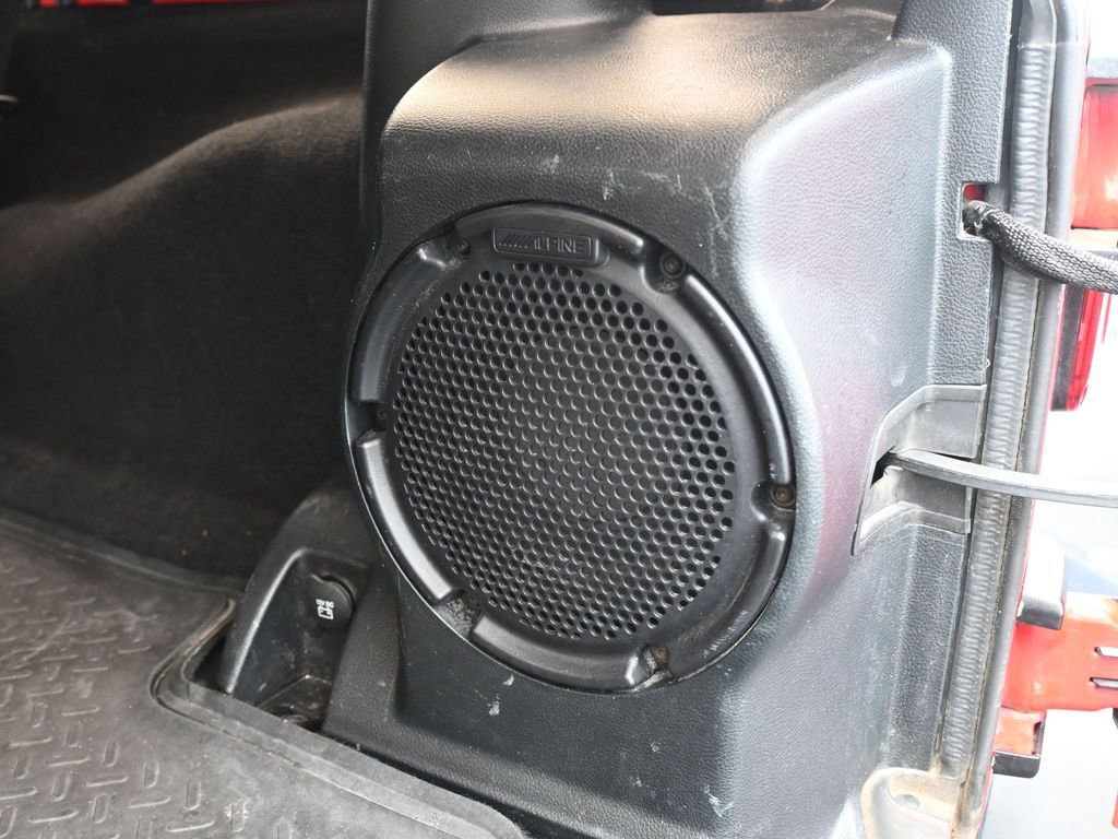 Used 2014 Jeep Wrangler Unlimited Rubicon image 40