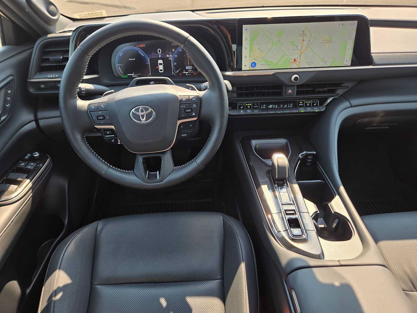 Used 2024 Toyota Crown Platinum AWD/4WD image 20