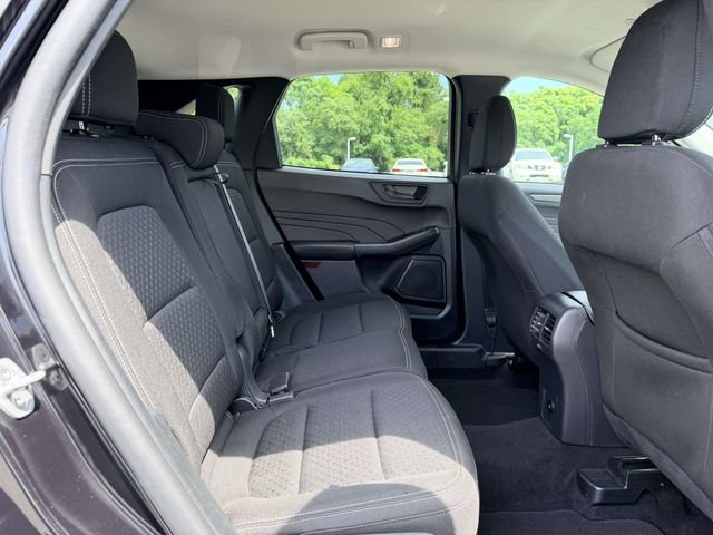 Used 2025 Ford Escape Active AWD/4WD image 11
