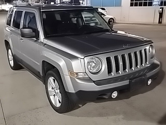 Used 2017 Jeep Patriot Latitude image 3