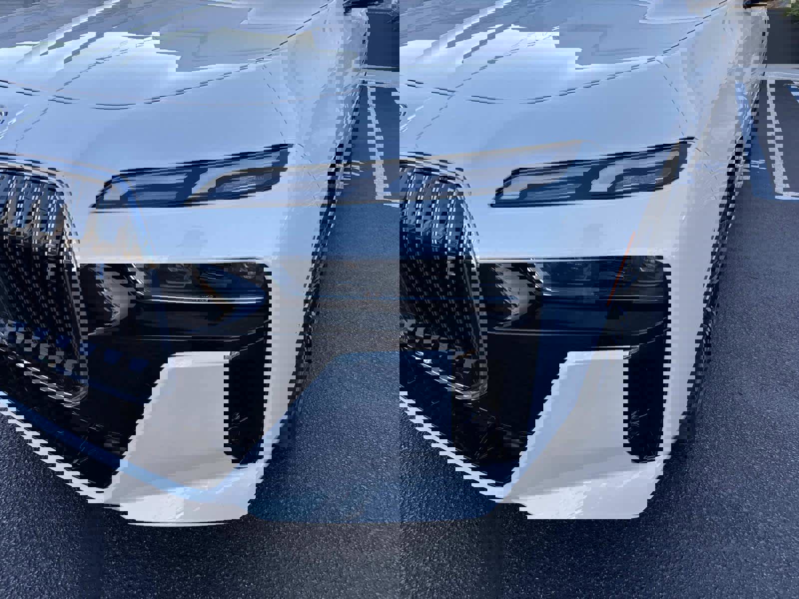 Certified 2025 BMW i7 eDrive50 w/ M Sport Package image 9