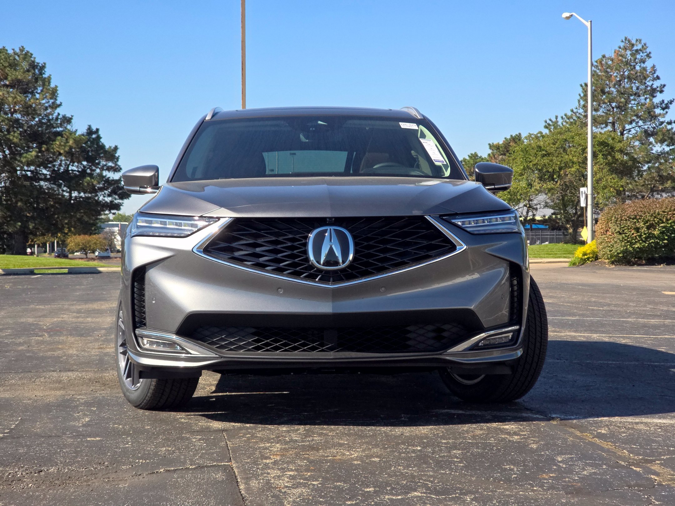 New 2026 Acura MDX w/ Advance Package AWD/4WD image 2