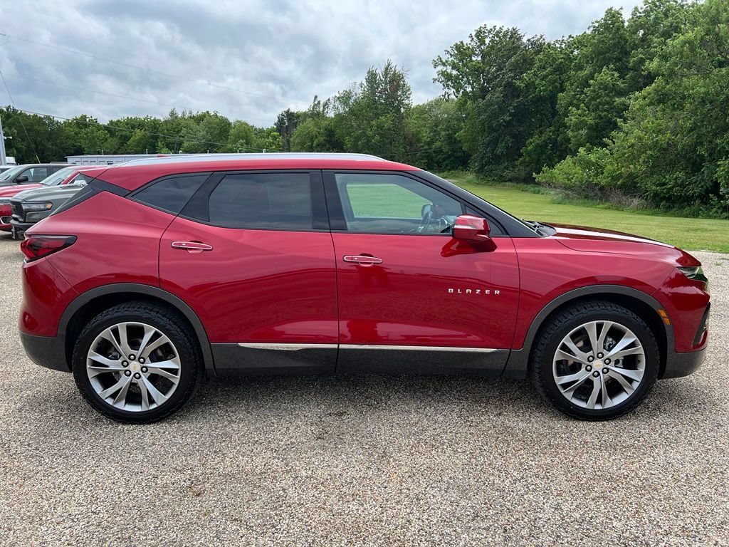 Used 2022 Chevrolet Blazer Premier AWD/4WD image 4