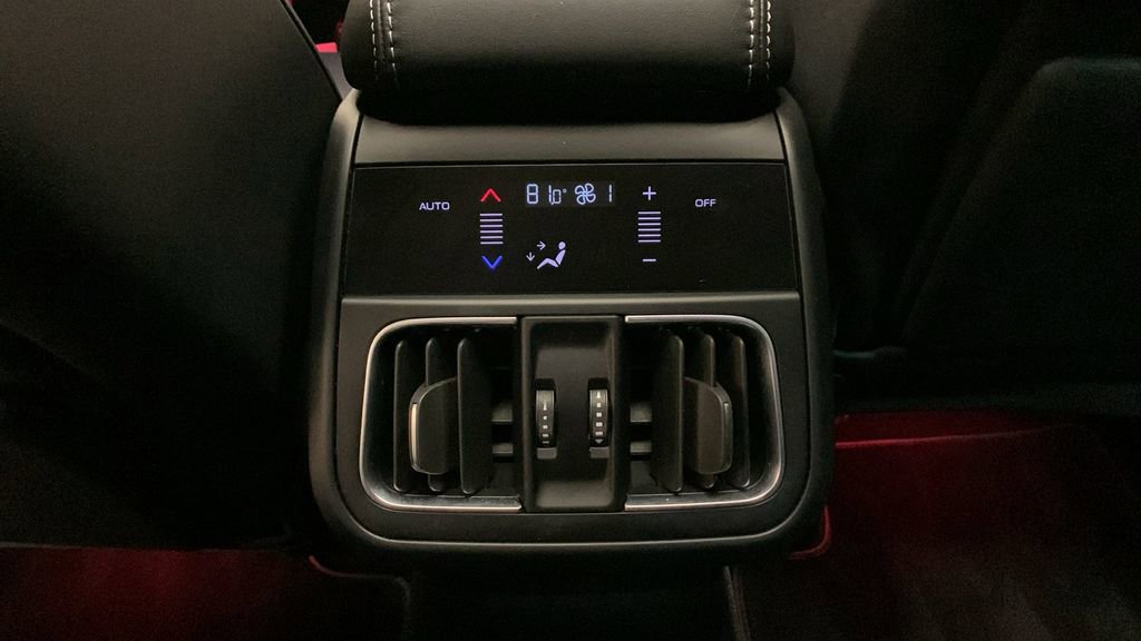 Used 2025 Maserati Grecale Modena image 29