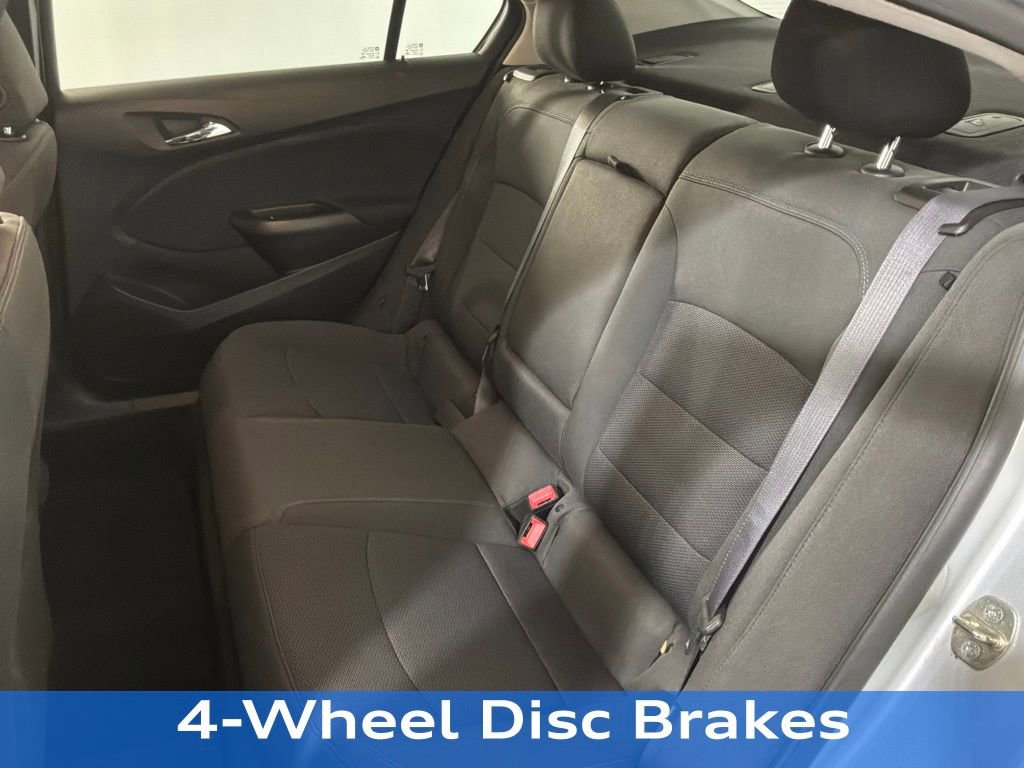 Used 2017 Chevrolet Cruze LT image 17