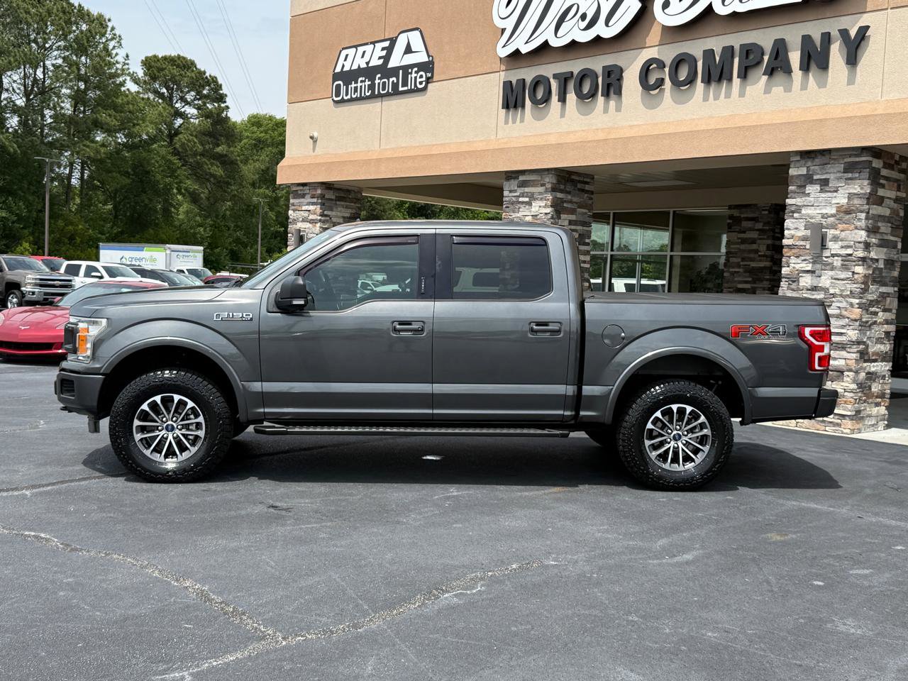 Used 2019 Ford F150 XLT w/ Equipment Group 302A Luxury AWD/4WD image 2