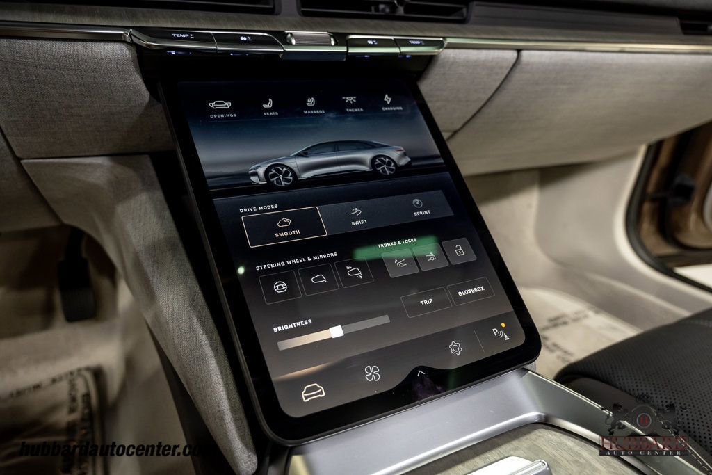 Used 2022 Lucid Air Dream Edition image 24