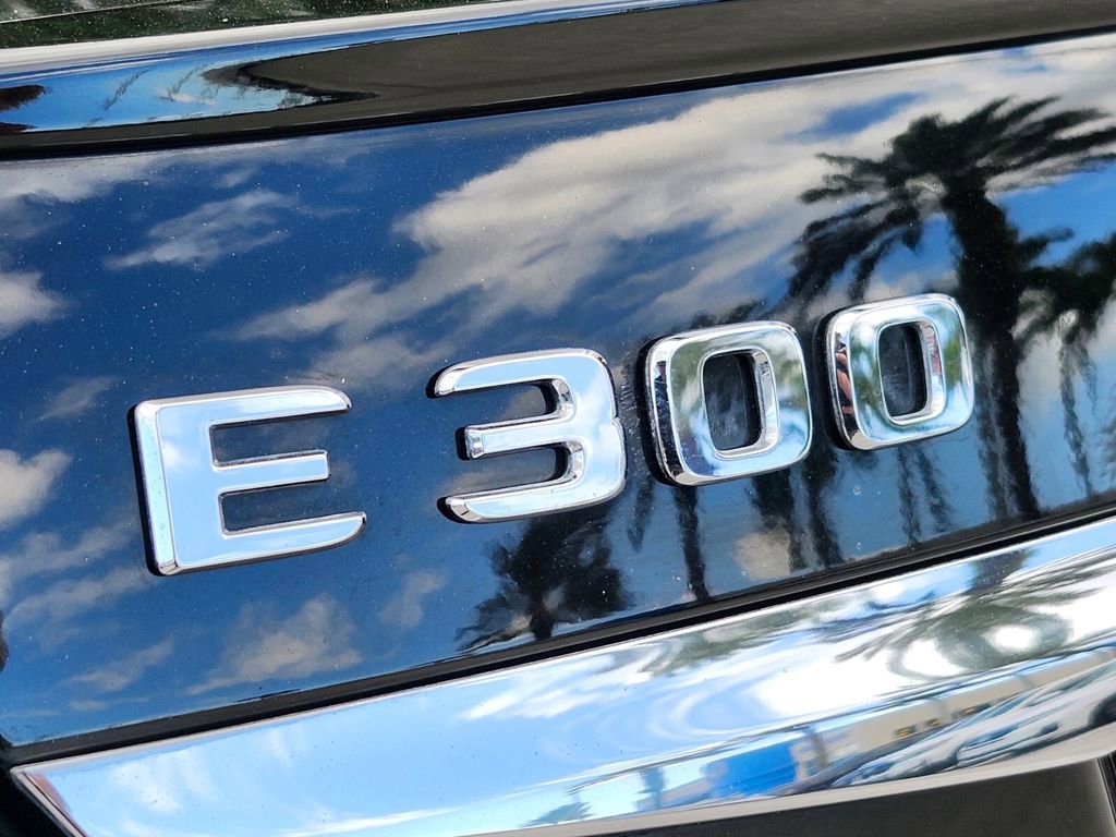 Used 2018 Mercedes-Benz E 300 image 10