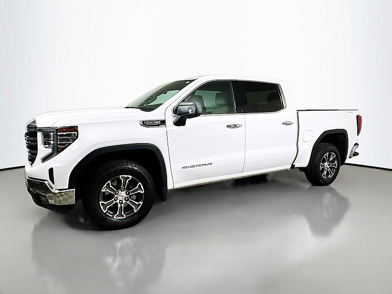 Used 2024 GMC Sierra 1500 SLT image 3
