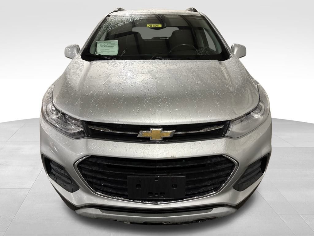Used 2019 Chevrolet Trax LT w/ LT Convenience Package image 8