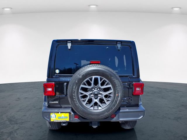 Used 2024 Jeep Wrangler Sahara w/ Technology Group image 8
