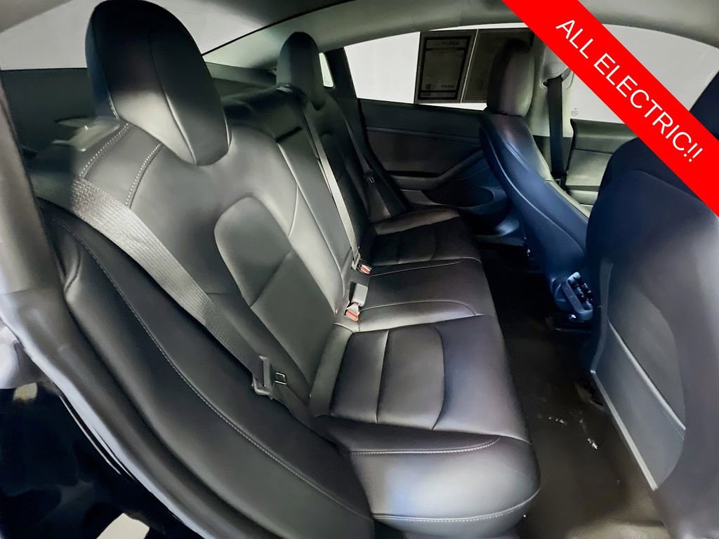Used 2022 Tesla Model 3 image 27