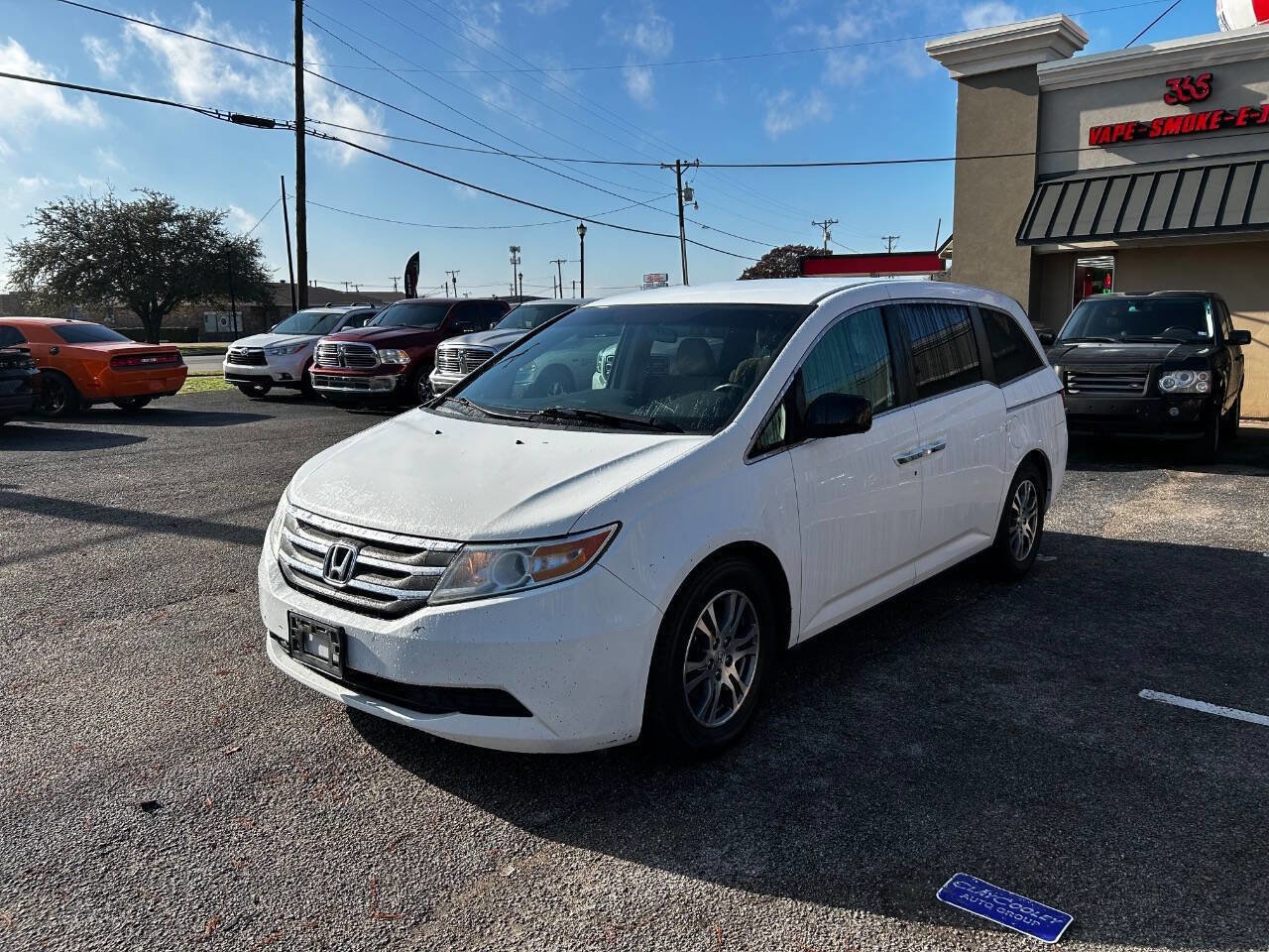 Used 2012 Honda Odyssey EX image 1