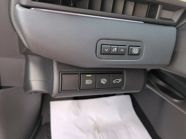 Certified 2026 Toyota C-HR AWD/4WD image 19