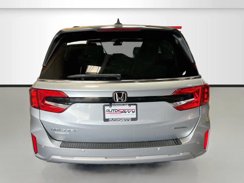 Used 2025 Honda Odyssey Touring image 6