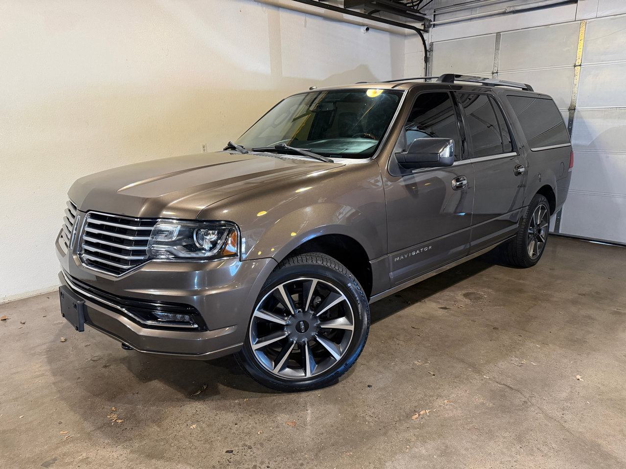2016 Lincoln Navigator L 4x4, image size:1280x960