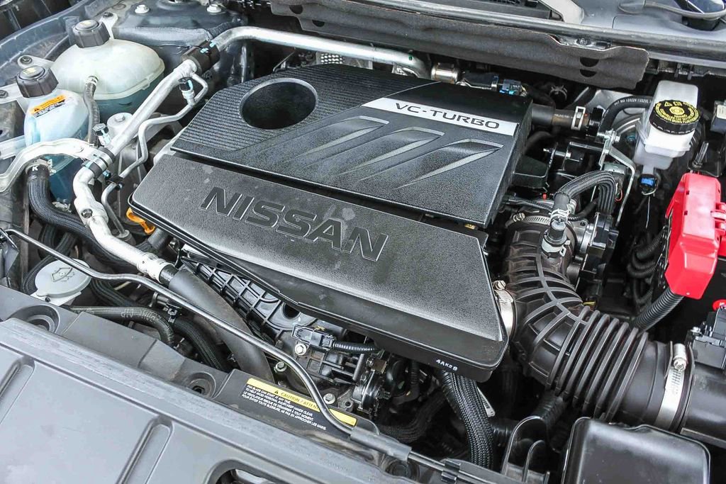 Used 2025 Nissan Rogue SV FWD image 32