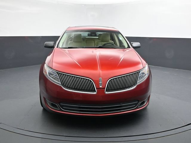 Used 2013 Lincoln MKS FWD image 2