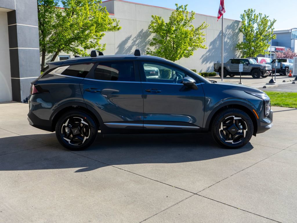 New 2026 Kia Sportage EX AWD/4WD image 8