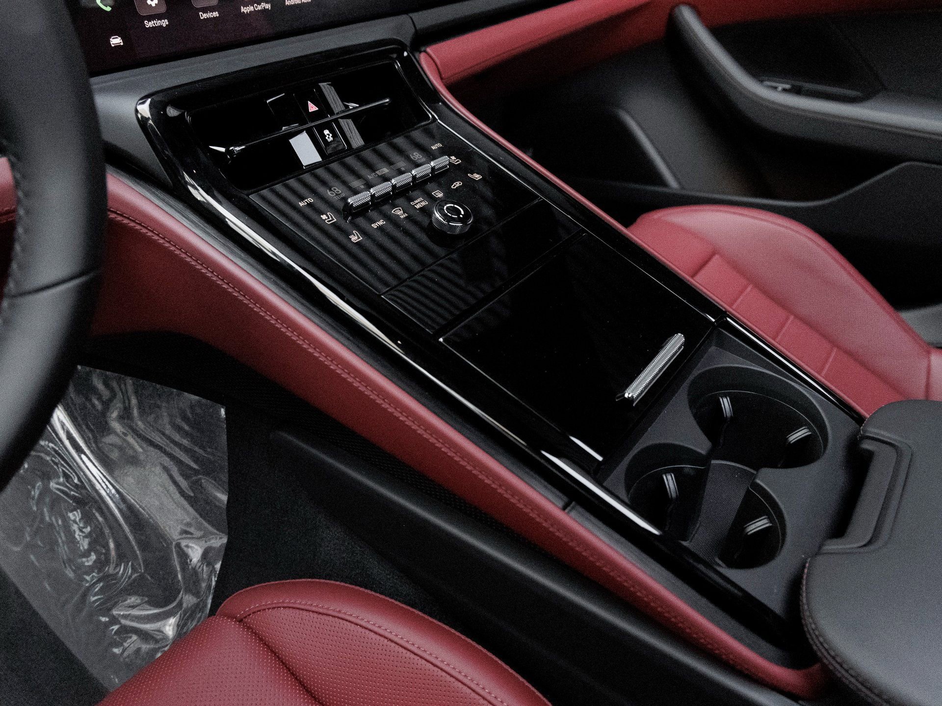 New 2026 Porsche Panamera 4S AWD/4WD image 25
