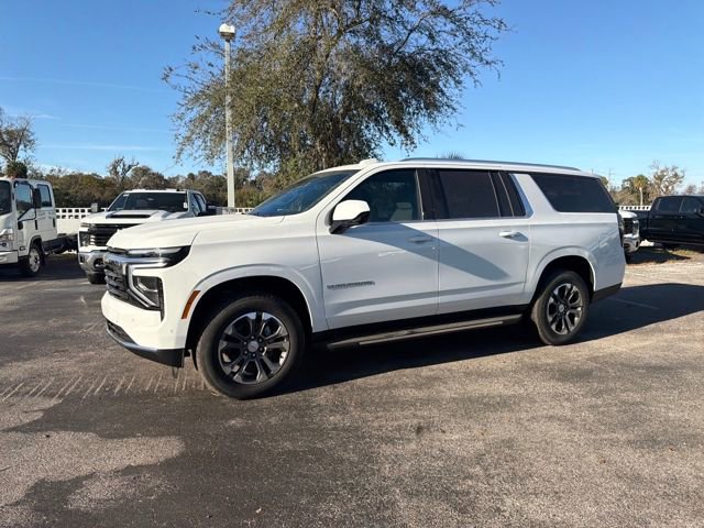 New 2026 Chevrolet Suburban LS image 3