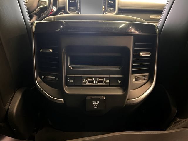 Used 2020 RAM 1500 Laramie AWD/4WD image 8