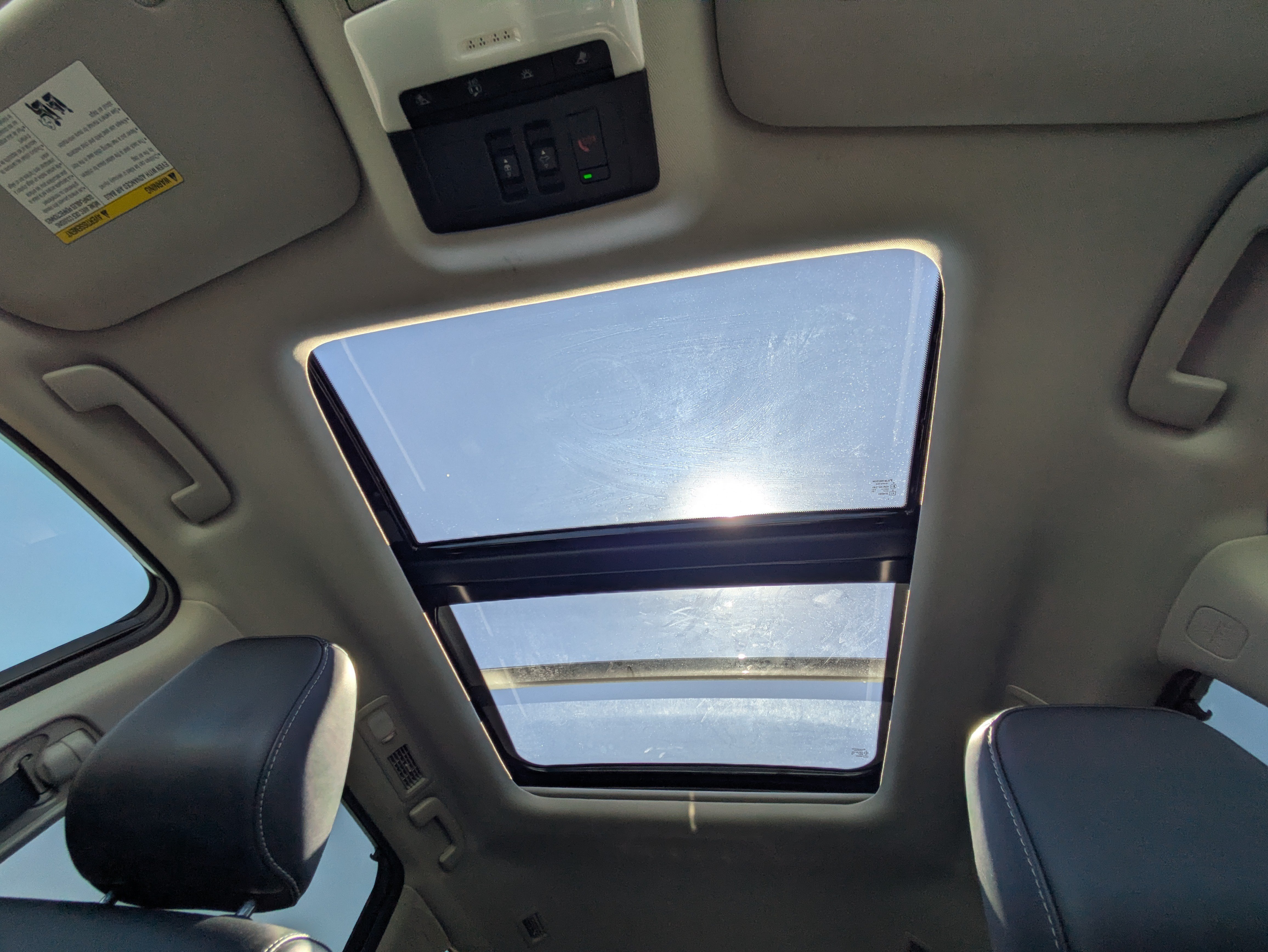 Used 2023 Nissan Pathfinder Platinum w/ Cargo Package FWD image 29
