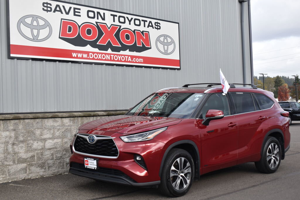 Certified 2021 Toyota Highlander XLE