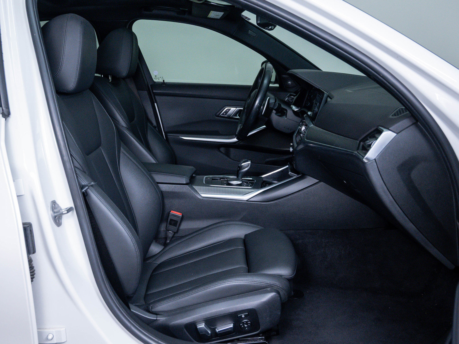 Used 2020 BMW M340i xDrive w/ Premium Package image 10