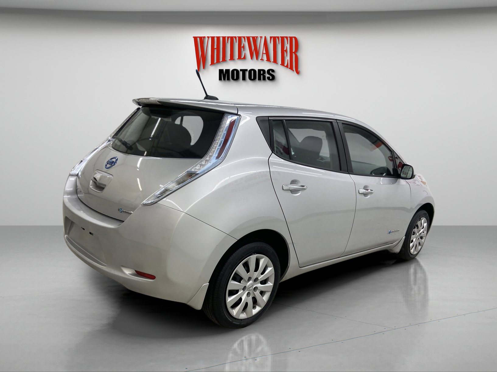 Used 2013 Nissan Leaf S w/ Charger Pkg image 4