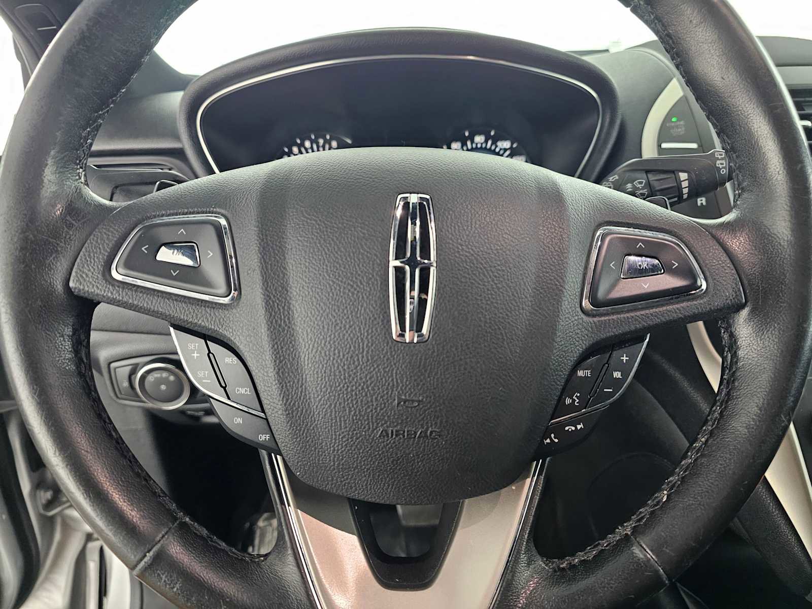 Used 2016 Lincoln MKC Premiere image 22