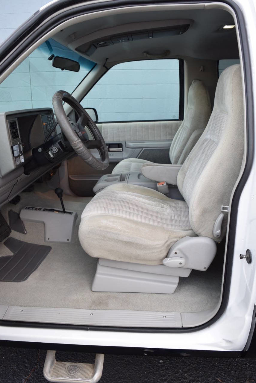 Used 1994 Chevrolet Blazer 4WD image 21