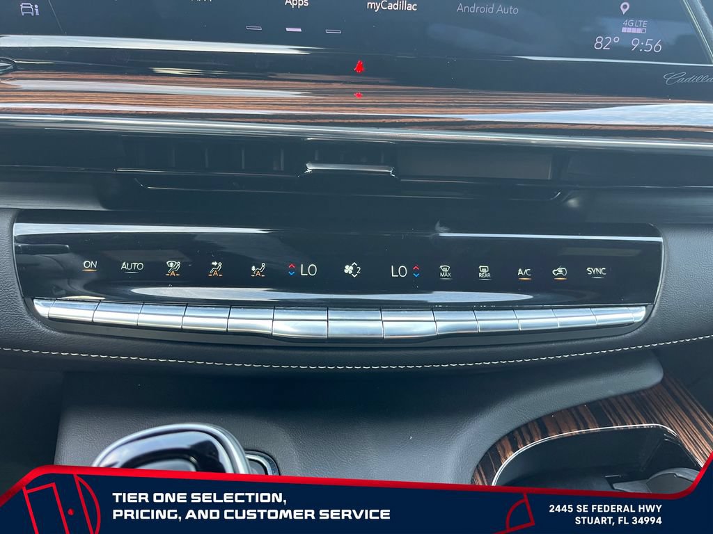 Used 2024 Cadillac Escalade ESV Premium Luxury AWD/4WD image 25