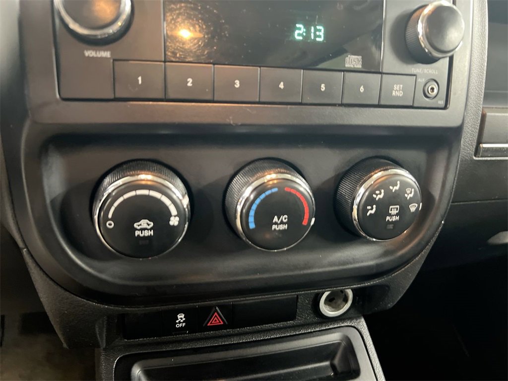 Used 2014 Jeep Patriot Sport w/ Power Value Group image 15