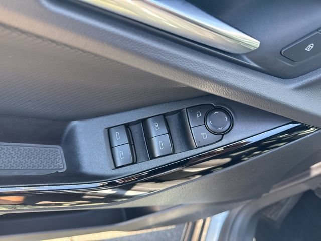 Used 2026 Chevrolet Equinox LT AWD/4WD image 8