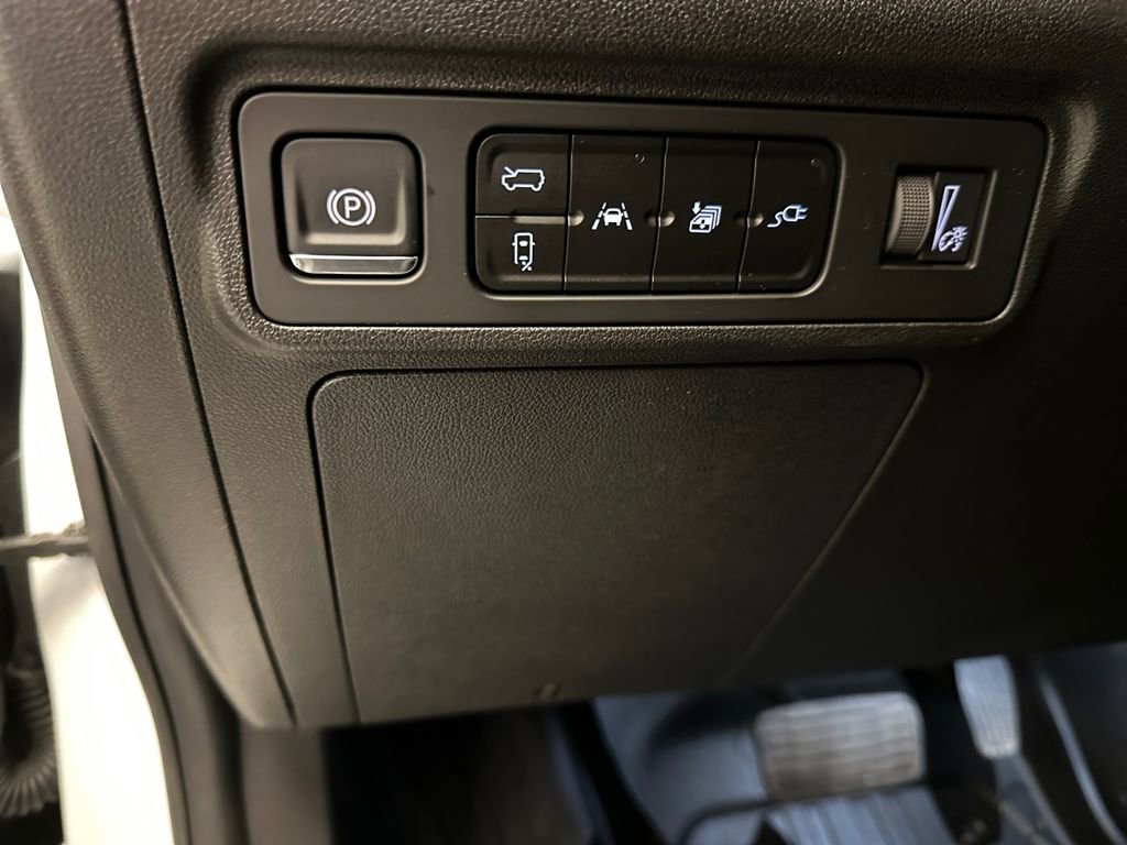 Used 2026 GMC Hummer EV SUV image 22