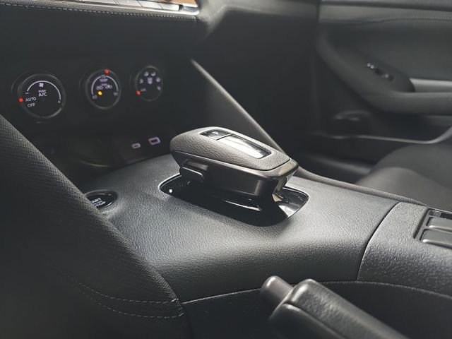 Used 2025 Nissan Z Sport w/ Floor Mat Package image 33