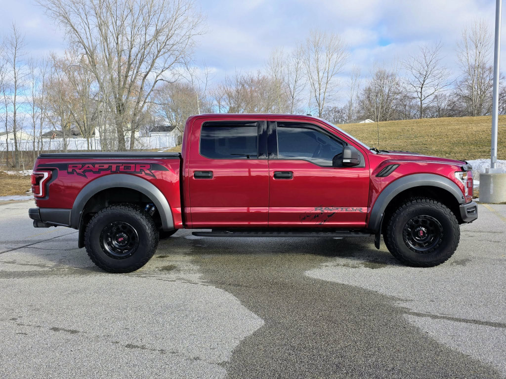 Used 2018 Ford F150 Raptor w/ Equipment Group 801A Mid image 4