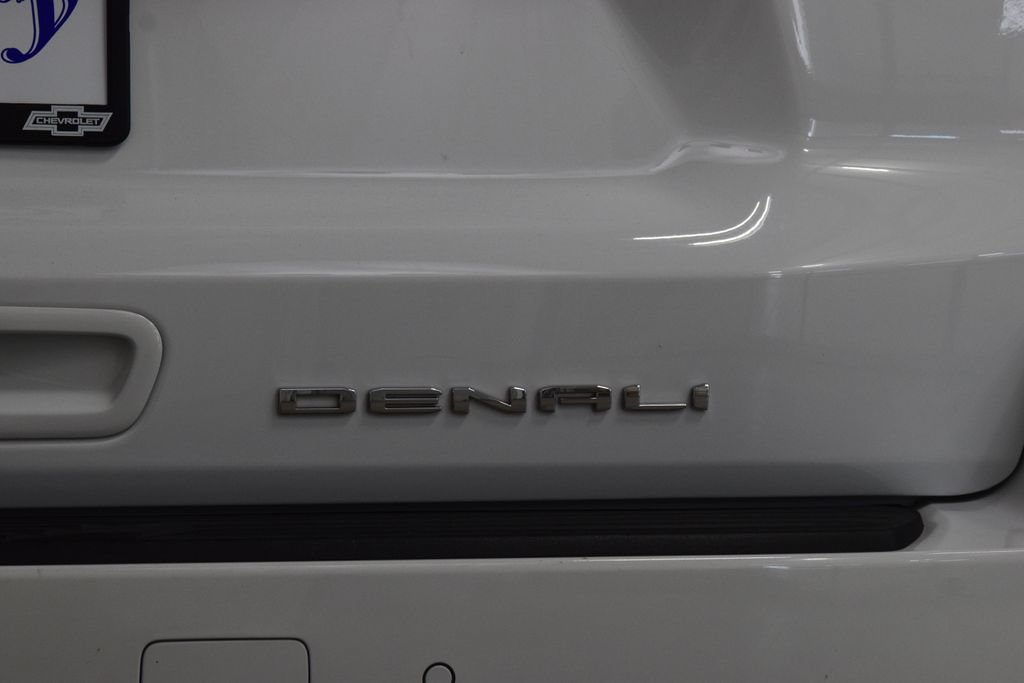 Used 2024 GMC Yukon XL Denali AWD/4WD image 24