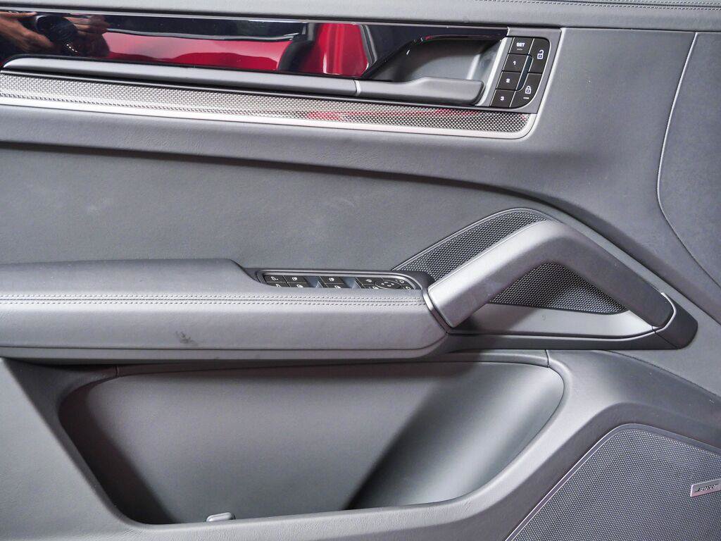 New 2026 Porsche Cayenne S AWD/4WD image 6
