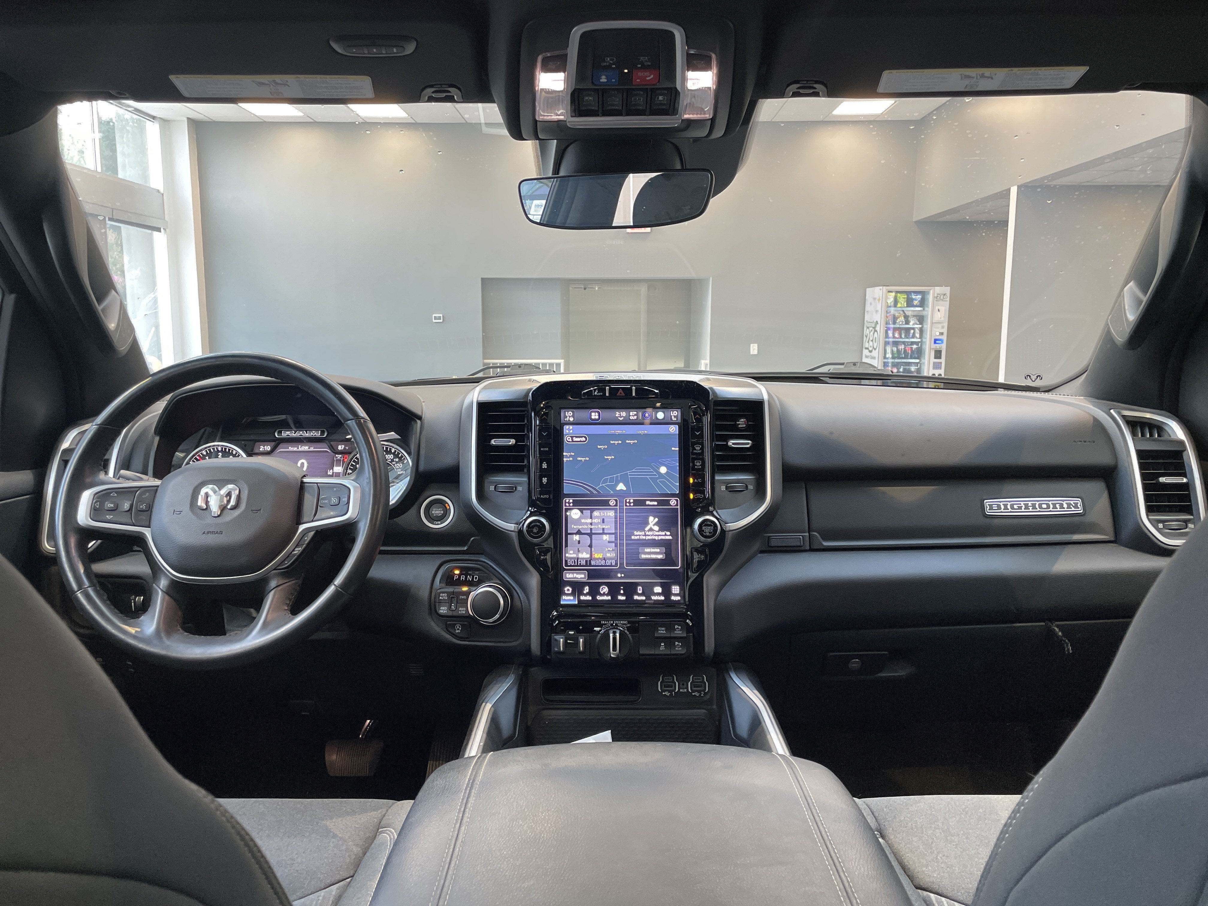 Used 2023 RAM 1500 Big Horn AWD/4WD image 32