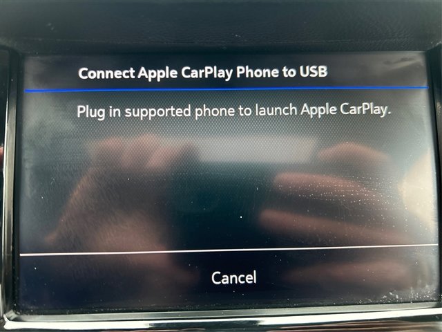 Used 2020 Chevrolet Trax LT w/ Sun & Sound Package image 33