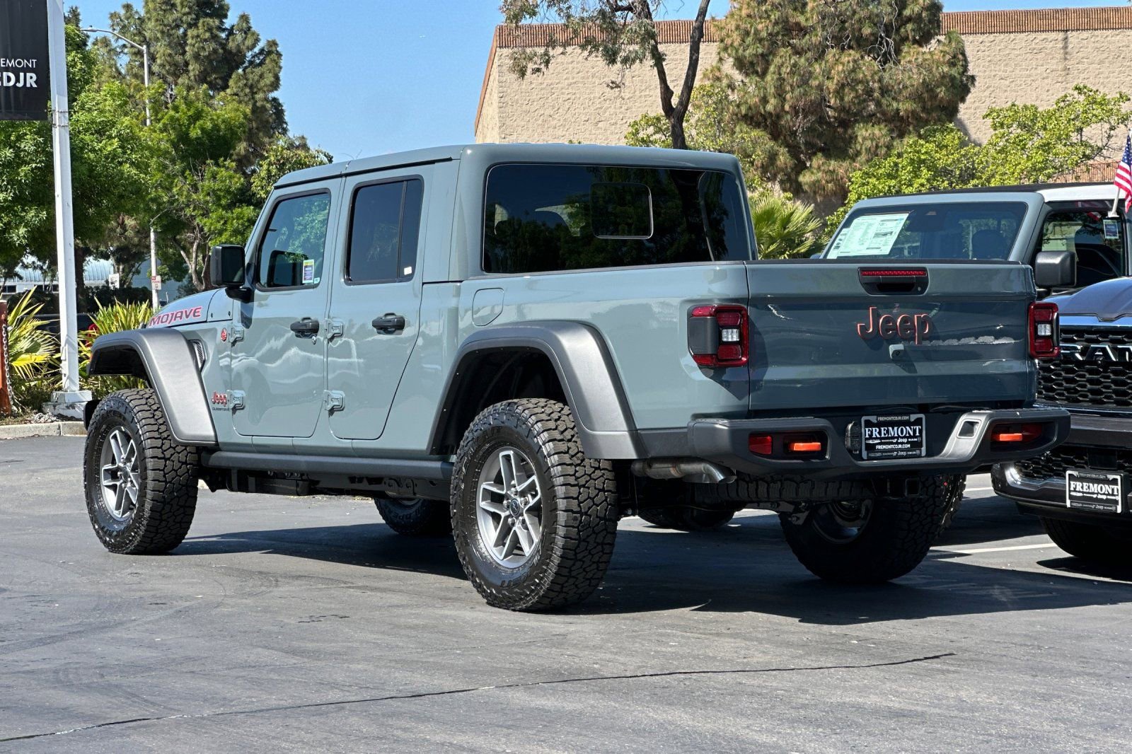 New 2026 Jeep Gladiator Mojave AWD/4WD image 5