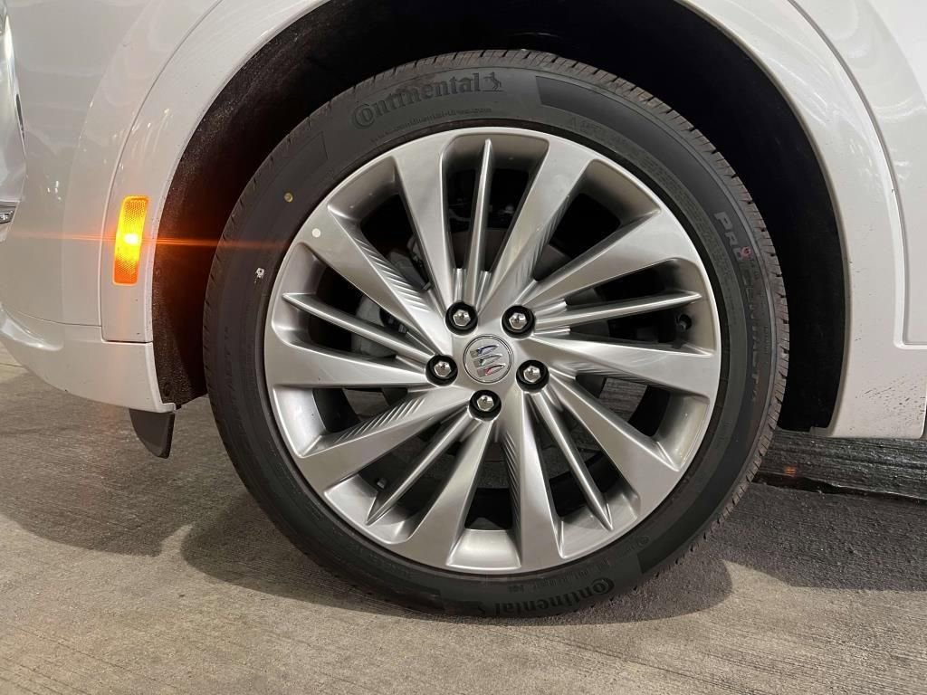 New 2024 Buick Envision Avenir image 8
