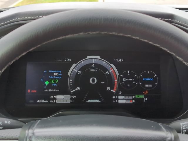 Used 2025 Toyota Sequoia Capstone image 21